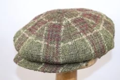 Jos Van Dijck Newsboy BallonPet Wol Groen Magenta Beige