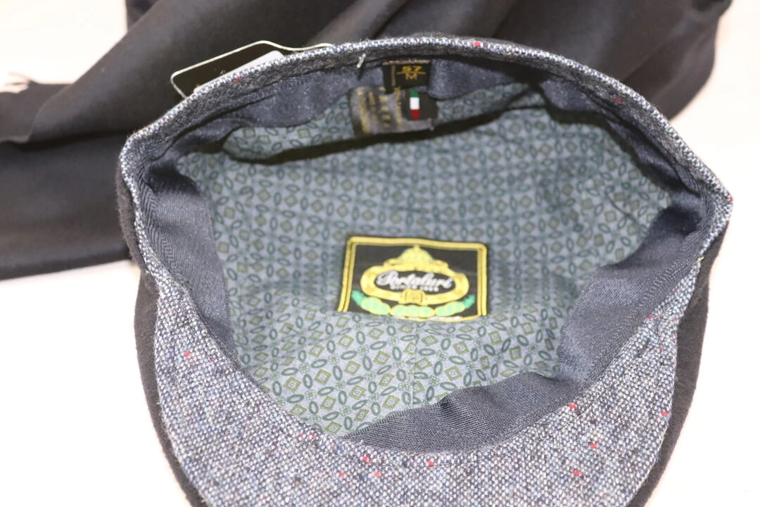 Portaluri Split Ivy Pet Loden DonkerBlauw Contrast 6 Portaluri Split Ivy Pet Loden DonkerBlauw Contrast - Afbeelding 4