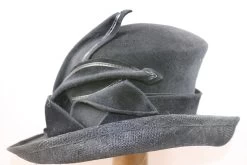 Seeberger Sinamay Vilt Dameshoed ASYMMETRIC BLACK