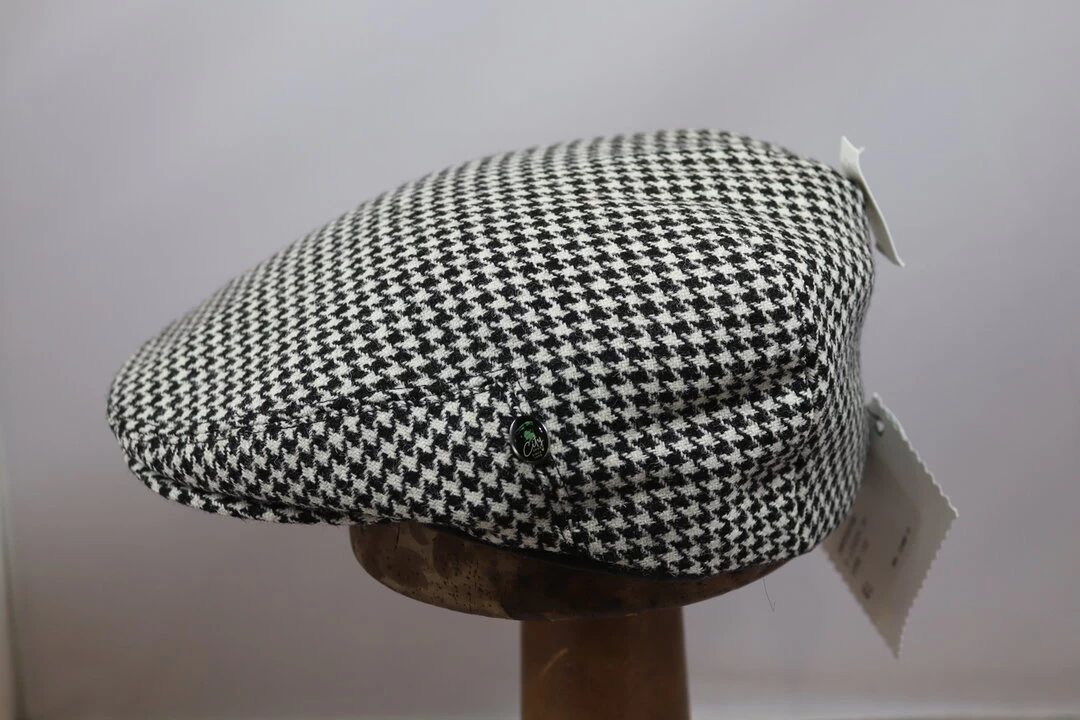 City Sport Klassieke Pet Scheerwol PDP Zwart Wit 4 City Sport Klassieke Pet Scheerwol PDP Zwart Wit - Afbeelding 2