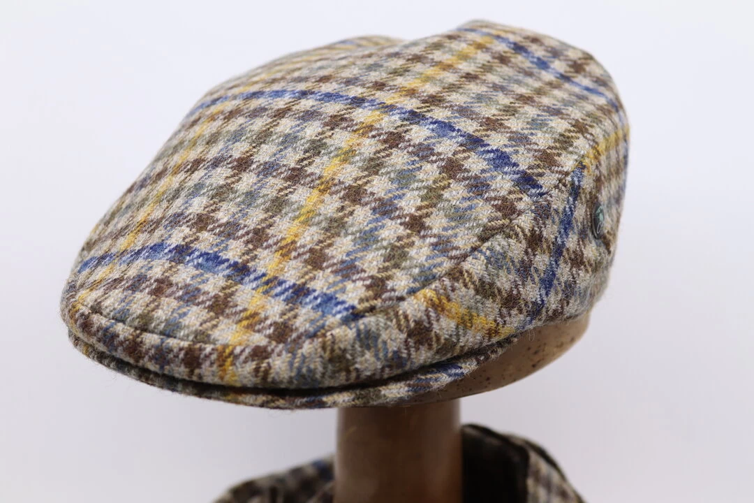 City Sport Engelse Pet PDP Blauw Geel Bruin 5 City Sport Engelse Pet PDP Blauw Geel Bruin - Afbeelding 3