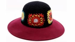 Bedacht Flaphoed Embroidery Woolfelt Bordeaux