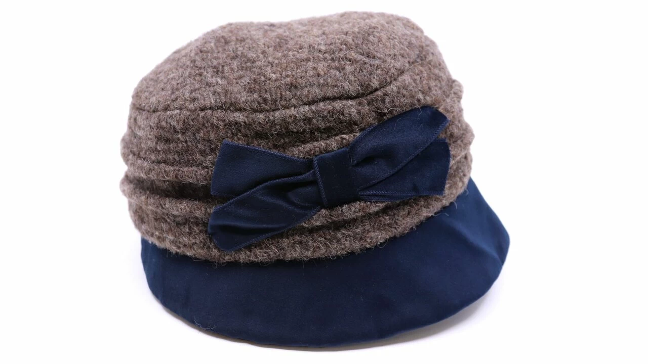 Panizza Cloche Met Strik Clara Fluweel En Wolmix Bruin En Navy 4 Panizza Cloche Met Strik Clara Fluweel En Wolmix Bruin En Navy - Afbeelding 2