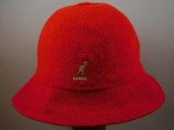 Kangol Bucket Hat Casual Bermuda Scarlet 12 Kangol Bucket Hat Casual Bermuda Scarlet -Hoeden Winkel 1888539723